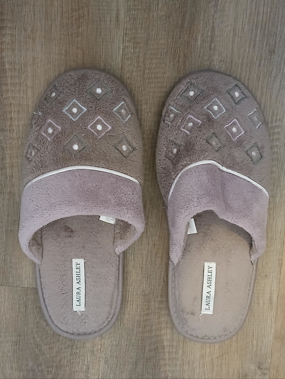 Laura Ashley Slip-on Slippers